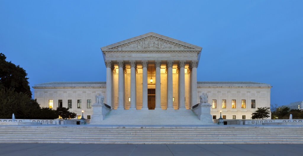 Panorama_of_United_States_Supreme_Court_Building_at_Dusk-1024x528.jpg